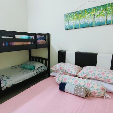 Hanaa Homestay Meru 이포 외부 사진