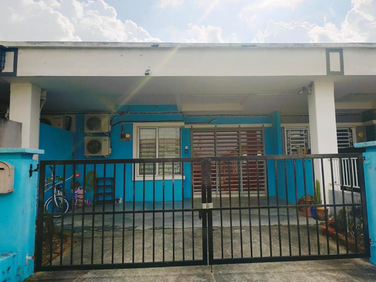 Hanaa Homestay Meru 이포 외부 사진